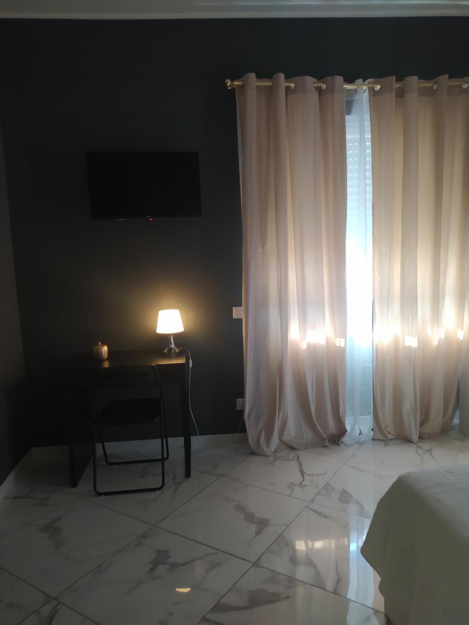 Linda'S Guest House ローマ エクステリア 写真