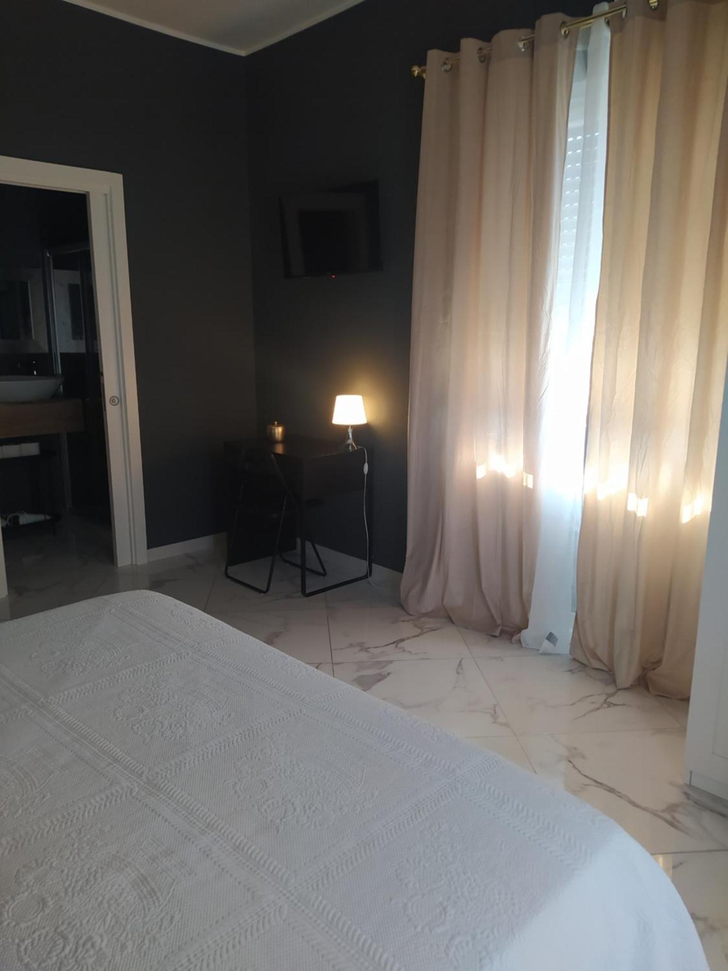 Linda'S Guest House ローマ エクステリア 写真