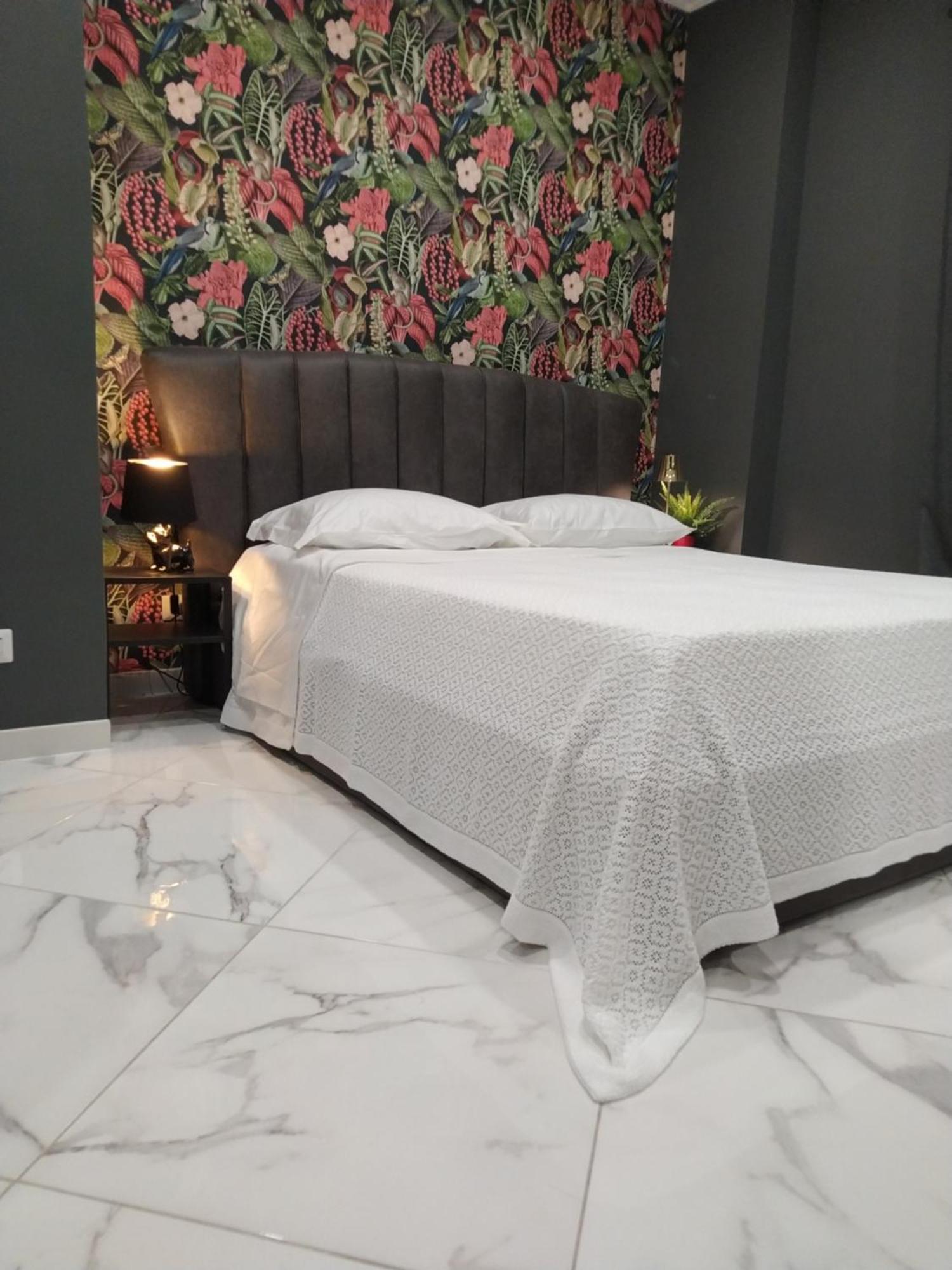 Linda'S Guest House ローマ エクステリア 写真