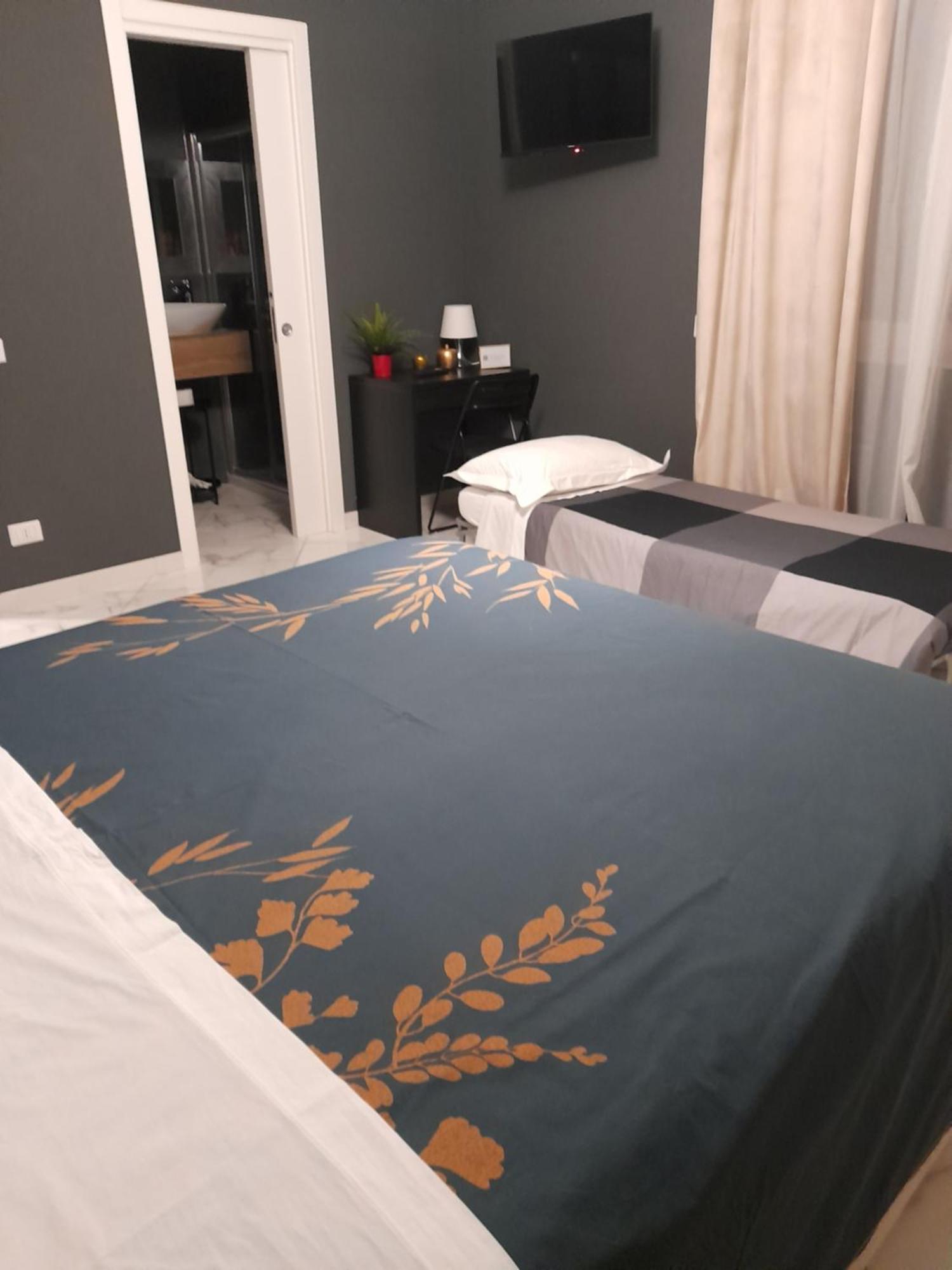 Linda'S Guest House ローマ エクステリア 写真